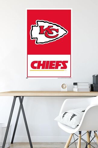 Trends International NFL Kansas City Chiefs - ملصق حائط بشعار 21، 22.37 بوصة × 34.00 بوصة، نسخة غير مؤطرة in Saudi Arabia