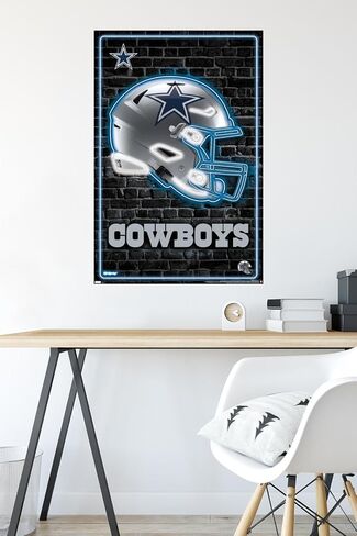 Trends International NFL Dallas Cowboys - ملصق حائط Neon Helmet 23، 22.37 بوصة × 34.00 بوصة، نسخة غير مؤطرة in Kuwait