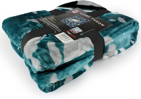 Overstock Green Bay Packers 50" x 60" Throw Blanket in Kuwait