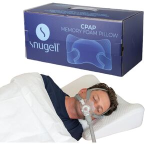 وسادة سنوجيل ميموري فوم CPAP - تستوعب جميع أقنعة وخراطيم CPAP - رائعة للنوم على جانبك وظهرك وبطنك - تقلل من تسرب الهواء وتخفف ضغط القناع - مركز مقعر ناعم