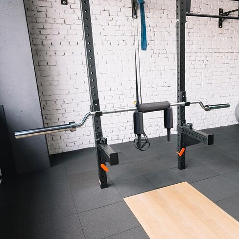 Fitness Safety Squat Bar 700LB,Safety Squat Barbell With 2 Xbarbell Clips,Neck & Shoulder Pad,Weight Squat Bar Fits 2" Olympic Plates(Without Weights) in Kuwait
