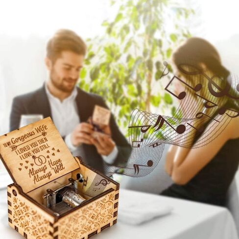 صناديق الموسيقى الخشبية من You are My Sunshine، صندوق موسيقي خشبي عتيق منقوش بالليزر هدايا لعيد الميلاد/الكريسماس/عيد الحب (الزوج الخشبي للزوجة) in Saudi Arabia