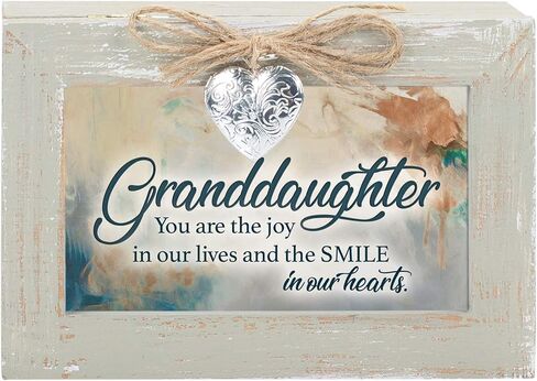 حفيدة حديقة الكوخ، أنت الفرحة في قلوبنا، صندوق الموسيقى الصغير المصنوع من الخشب المتعثر، يلعب دور إديلويس in Kuwait