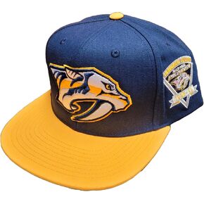 Mitchell & Ness Nashville Predators 2 Tone Side Patch Snapback Hat Cap - Navy/Gold