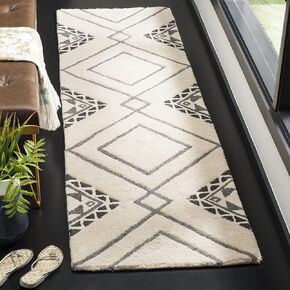 SAFAVIEH Casablanca Collection Runner Rug - 2'3" x 6', Ivory & Grey, Handmade Moroccan Tribal Wool Blend, Ideal for High Traffic Areas in Living Room, Bedroom (CSB301A)