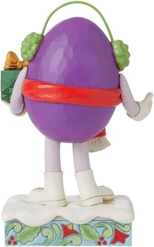 Enesco M&M's by Jim Shore M&M شخصية أرجوانية تحمل تمثال هدية - تمثال حلوى M&M مطلي يدويًا من الراتنج الحجري، تمثال ديكور منزلي لعيد الميلاد، 6.3 بوصة in Saudi Arabia
