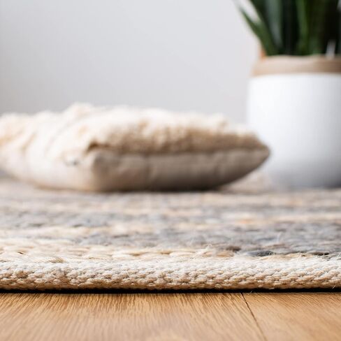 سجادة عداء من مجموعة Safavieh Kilim - 2'3" x 9'، طبيعية ورمادية، جوت مغربي مصنوع يدويًا، مثالية للمناطق ذات حركة المرور العالية في غرفة المعيشة وغرفة النوم (KLM458A) in Saudi Arabia