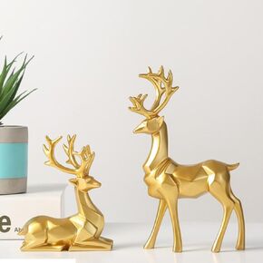 2pcs 3D Geometric Reindeer Decor,Sitting Standing Deer Statue Luxurious Style,Lucky Deer Sculpture for Entrance Table Decoration,Bookshelf, Living Room, Home Decor