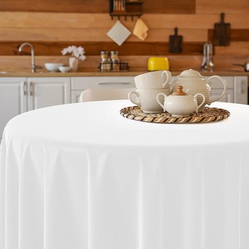 12 Pack Christmas Round Disposable Tablecloth, Red White Green Circle Plastic Tablecloth Bulk, Italy Theme Table Covers for Christmas Family Gathering Dining Banquet Italian Party Decoration,84inch in Kuwait