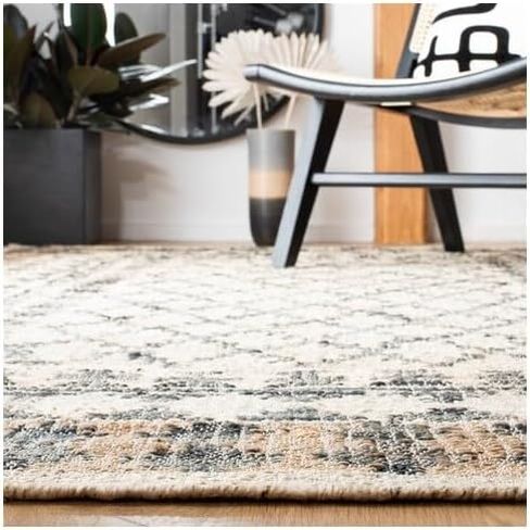 SAFAVIEH Kilim Collection Runner Rug - 2'3" x 8', Ivory & Grey, Handmade Flat Weave Jute, Ideal for High Traffic Areas in Living Room, Bedroom (KLM755A) in Saudi Arabia