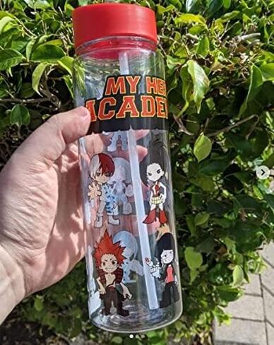 زجاجة مياه ماي هيرو أكاديميا من جاست فانكي، زجاجة مياه من الفئة 1A سعة 24 أونصة in Kuwait