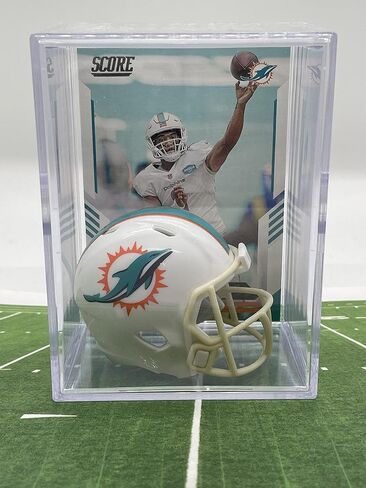 خوذة Miami Dolphins NFL Shadowbox مع بطاقة Tua Tagovailoa in Saudi Arabia
