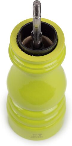 PEUGEOT - Paris pepper mill 18 cm - Paris-rama collection - classic grinding setting - made from PEFC-certified wood - made in France - pistachio green in Saudi Arabia