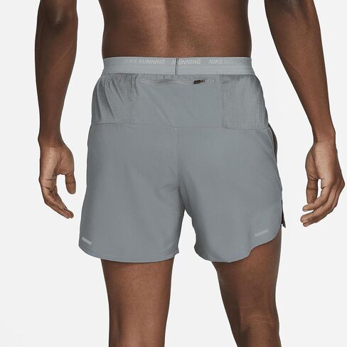شورت الجري Nike Stride للرجال Dri-FIT مقاس 5 بوصات (رمادي دخاني/أسود، DM4755-084) مقاس 3X-Large in Saudi Arabia