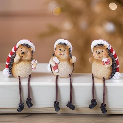 تماثيل القنفذ للعطلات من The Bridge Collection - مجموعة من 3 - تماثيل على الطاولة لديكور العطلات - جليسات رف القنفذ لحيوانات عيد الميلاد اللطيفة مع أرجل متدلية وقبعات سانتا in Kuwait