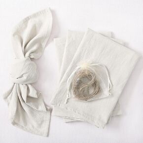 Socomi Christmas Thanksgiving Napkins Olive Green Linen Cloth Napkins Washable Dinner Napkins 17"x17" for Fall Friendsgiving Baby Shower Wedding Decoration Set of 6