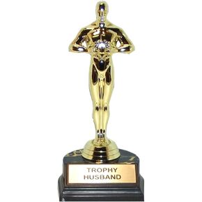 aahs!! Engraving Valentine's Day Trophies (Trophy Husband)