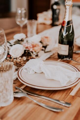 Brick Red Table Runner 35" x 120" (305cm) 10 Pack Napkins (19.6"*19.6" ) Set Long Boho semi Sheer Gauze for Wedding Birthday Christmas Holiday Party and Home Decor Thanksgiving in Kuwait
