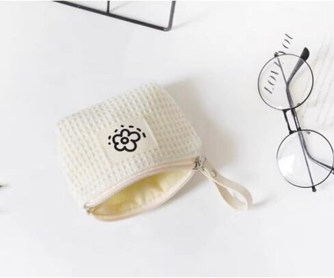 Summer Flower Coin Purse Women's Mini Key Coin Purse Change Purse Women's Waffle Coin Purse (white) in Saudi Arabia