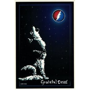 Wolf Howling at The Moon - Window Sticker/Decal (3.75" X 5.5")