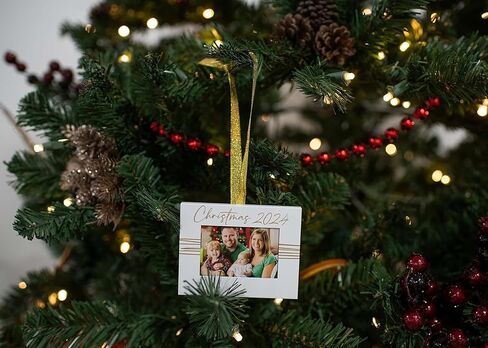 Elanze Designs Christmas 2023 Gold Foil 4 x 3 Metal Mini Picture Frame Christmas Ornament in Saudi Arabia