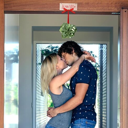 2 قطعة الهدال ديكور عيد الميلاد مزرعة عيد الميلاد الحلي عيد الميلاد شنقا الهدال تقبيل لي أنت تعرف ما يجب القيام به الهدال الاصطناعي للمنزل ديكور حفلة عيد الميلاد in Kuwait