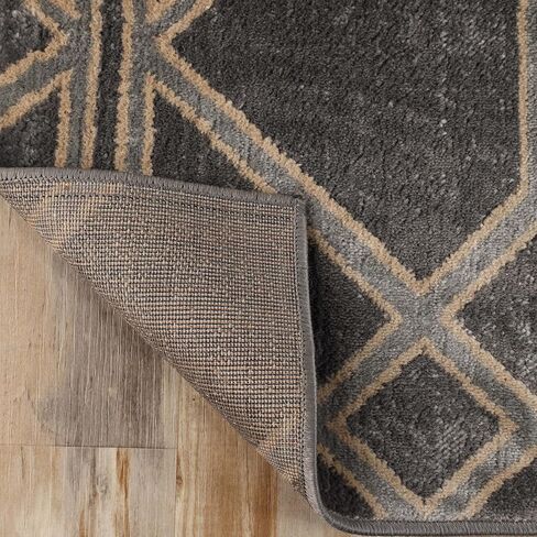 Superior Indoor Area Rug, Jute Backing, Medallion Rugs for Entryway, Living Room, Kitchen Floors, Bedroom, Office, Plush Floor Cover, Traditional Aesthetic, Crawford Collection, 4' x 6', Black Ivory in Kuwait