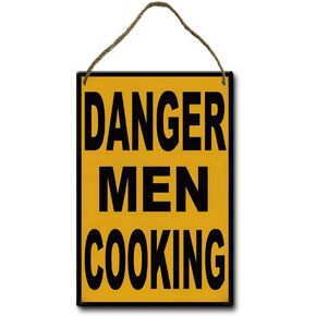 Happyen Wood Sign Danger Men Cooking Garage Art Warning Sign Rustic Home Decor 8X12 Inch Wooden Wall Plaque Sign