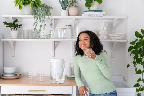 LifeStraw Home Studio Water Filter Dispenser, 10-Cup, Jade Green, BPA-Free Designed for Everyday Protects Against Bacteria, parasites, microplastics, PFAS, Lead, and Improves Taste in Kuwait