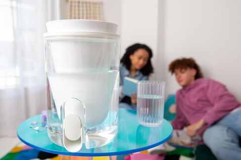 LifeStraw Home Studio Water Filter Dispenser, 10-Cup, Jade Green, BPA-Free Designed for Everyday Protects Against Bacteria, parasites, microplastics, PFAS, Lead, and Improves Taste in Kuwait