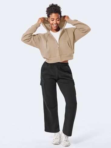 YEOREO Zip Up Hoodies for Women Fleece Pullover Cropped Crew Neck Sweatshirts Katrine Fall Winter Clothes with Pockets in Saudi Arabia