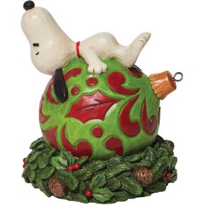 Enesco Peanuts by Jim Shore Snoopy Laying on a Christmas Ornament Figurine, 5.125 Inch, Multicolor