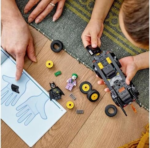LEGO DC Batmobile Pursuit: مجموعة لعب Batman vs. The Joker 76264 DC Super Hero القابلة للبناء، سريعة وممتعة لبناء لعبة Batmobile مع إمكانيات لعب لا نهاية لها، لعبة سيارة باتمان للأطفال من سن 4 سنوات فما فوق in Saudi Arabia