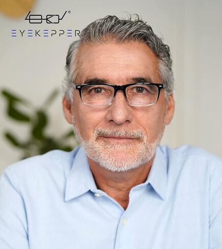 Eyekepper 10 عبوات من نظارات القراءة بمفصلات زنبركية وأذرع مطبوعة من الخشب المحبب تتضمن 2 نظارات شمسية للقراءة +1.75 in Kuwait