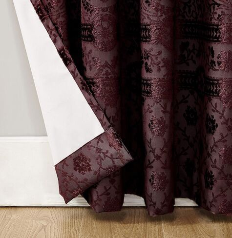 لوحة ستارة Sun Zero Elidah Medallion مخملية حرارية شديدة التعتيم بحلقات معدنية، مقاس 50 بوصة × 95 بوصة، ميرلوت in Kuwait