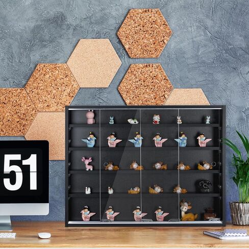 خزانة عرض من 5 طبقات مثبتة على الحائط من الزجاج المصغر، أرفف عرض خشبية شفافة مع باب وأرفف قابلة للتعديل لمقتنيات الشكل، غرفة اللعب، غرفة النوم، غرفة الأطفال الصغار in Kuwait