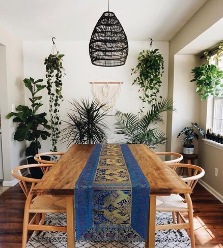 مفرش طاولة بتصميم فيل مقاس 60 × 16 بوصة مزخرف بالحرير لطاولة المطبخ العرقية لحفلات الزفاف وحفلات أعياد الميلاد باللون البرتقالي 1 in Kuwait