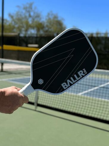 مجداف BALLR Pro Pickleball مع سطح من ألياف الكربون الخام T700 - 16 مم - معتمد من USAPA in Kuwait
