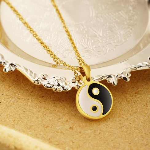 Yin and Yang Pendant Necklaces for Men Women Black White Necklace for Relationship Halloween Graduation in Kuwait