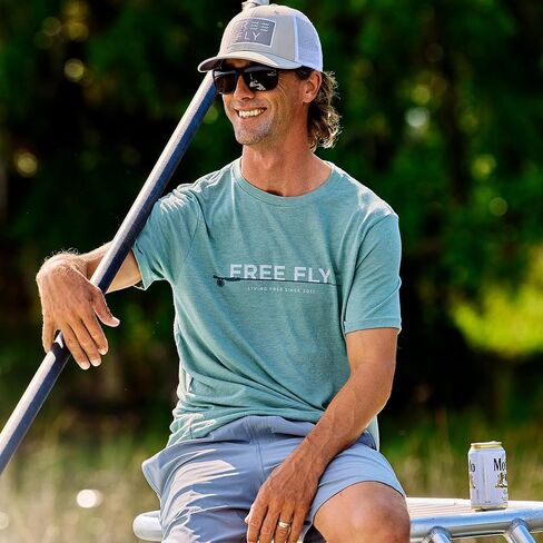 تي شيرت Free Fly للرجال 8wt - تي شيرت برسومات الشعار للرجال - تي شيرت من مزيج القطن فائق النعومة in Kuwait