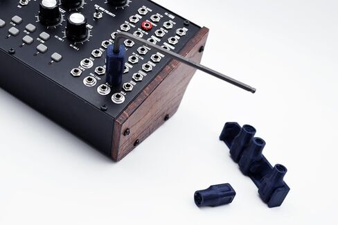 مجموعة مفكات صواميل مطبوعة ثلاثية الأبعاد لأنواع صواميل Eurorack الخمسة الأكثر شيوعًا، 8 مم، 10 مم، موز 3.5 مم. ننسى لوحات المركب خدش. in Saudi Arabia