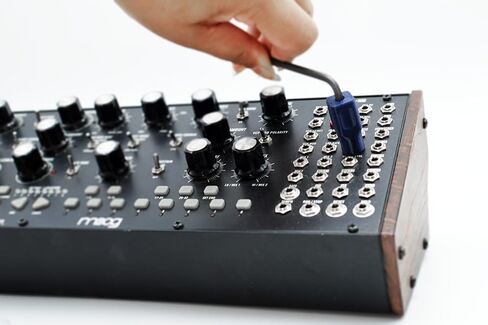 مجموعة مفكات صواميل مطبوعة ثلاثية الأبعاد لأنواع صواميل Eurorack الخمسة الأكثر شيوعًا، 8 مم، 10 مم، موز 3.5 مم. ننسى لوحات المركب خدش. in Saudi Arabia
