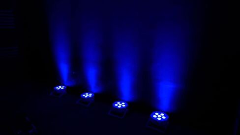 Rockville Battery PAR 61 Pack White, 8 Pack, Rechargeable RGBWA+UV Wash Lights with Charging Flight Case, Includes Remote, 15 Hours Battery Life, Perfect for Events, Parties & DJ Gigs in Kuwait