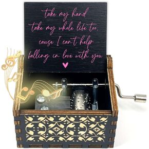 صندوق موسيقى خشبي - لا يمكن أن تساعد في الوقوع في الحب بكلمات صندوق موسيقى الأغنية، للحبيب أو الصديق، هدايا عيد الحب، هدايا عيد الميلاد، مجموعة واحدة in Kuwait