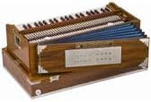 Monoj K Sardar MKS، هارمونيوم، في الولايات المتحدة الأمريكية، جودة الحفل، قابلة للطي، قصب مزدوج خاص، لون طبيعي، 9 توقف، 3 1/2 أوكتاف، حقيبة مبطنة، آلة موسيقية هندية ID-167 in Kuwait