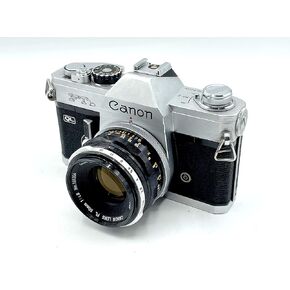 كاميرا Canon FTb-QL ذات التركيز اليدوي SLR مع عدسة Canon 50 مم f/1.8 FL (متجددة)