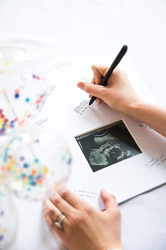 Pearhead Hello Little One Guest Signature Frame, Baby Shower Alternative Guest Book, Baby Girl or Baby Boy Sonogram Ultrasound Photo Frame in Saudi Arabia