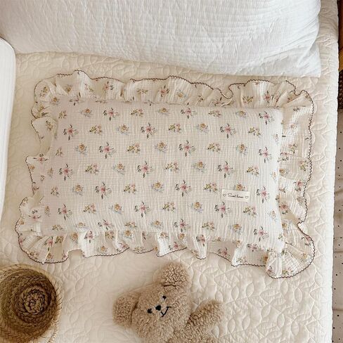 AOJIM Muslin Cotton Kids Pillowcase with Cute Cat Patterns, Super Soft Crib Nursery Pillowcase 1PC for Boys Girls, Ruffled Edges Toddler Bedding for Room Decor, Machine Washable, 14x20 Inches in Saudi Arabia
