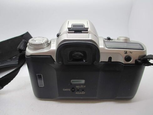 كاميرا Pentax ZX-50 مقاس 35 مم SLR مع عدسة تكبير AF وتركيب PK (متجددة) in Kuwait