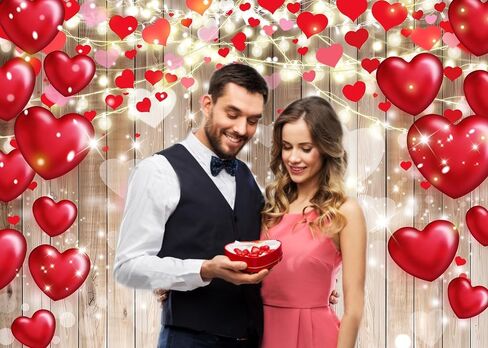 CHAIYA 10x8ft Valentine's Day Backdrop Wood Backdrop Mother's Day Party Bridal Shower Valentine Day Dessert Cake Table Decoration in Kuwait